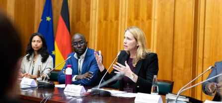 From left to right, Mohammed Bukar (United Nations Institute for Disarmament Research, UNIDIR) and Siobhan O’Neil (United Nations Institute for Disarmament Research, UNIDIR) Breakoutsession at BCSC2024, participants discussing